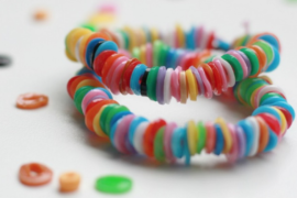 Armbandjes van strijkparels